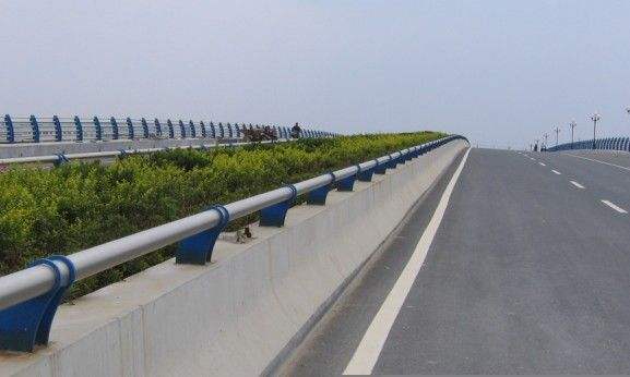 蚌埠專業不銹鋼護欄與橋梁防護欄服務